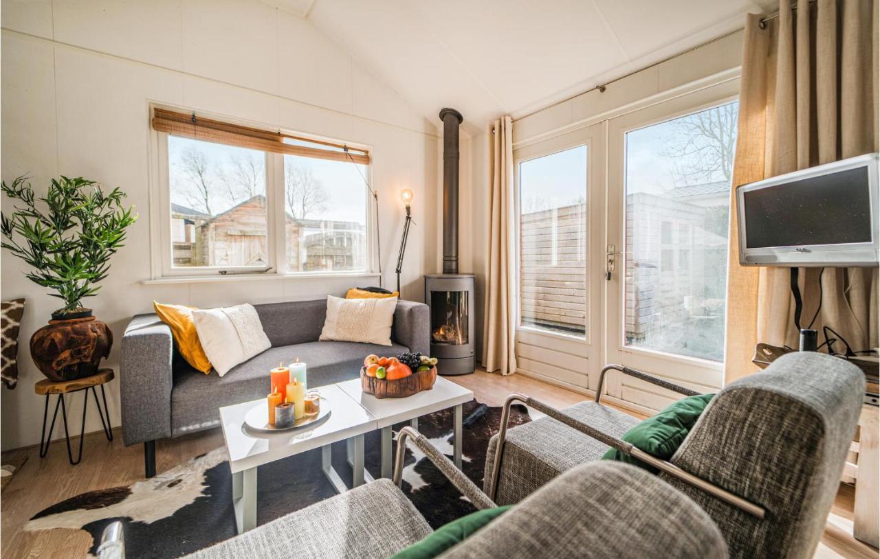 3 Bedroom Pet Friendly Home In Tzummarum 외부 사진